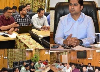 Commissioner SMC holds review meeting on SWM in Srinagar City