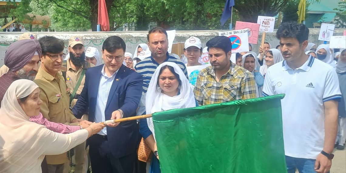 Baramulla observes ‘World No Tobacco Day’ with Student Rally