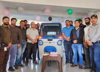 Himalayan Motors Inaugurated New Showroom at Karan Nagar Srinagar near Neelam Cinema