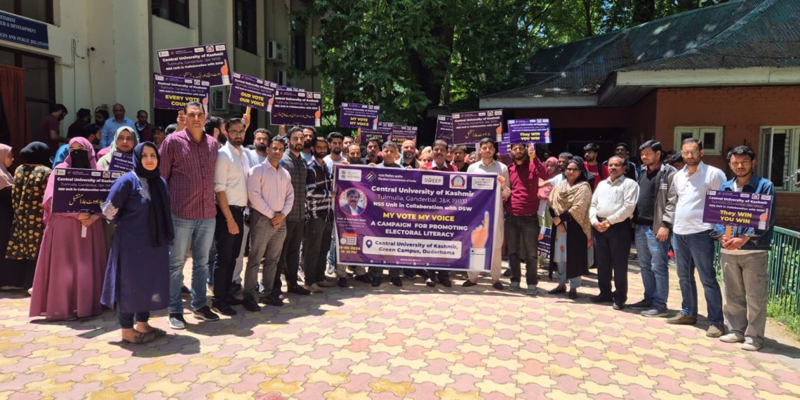 Voter awareness crucial for healthy democracy: CUKashmir VC