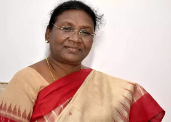 Anguished by terror attack on bus in J-K, nation stands with victims’ families: Prez Murmu