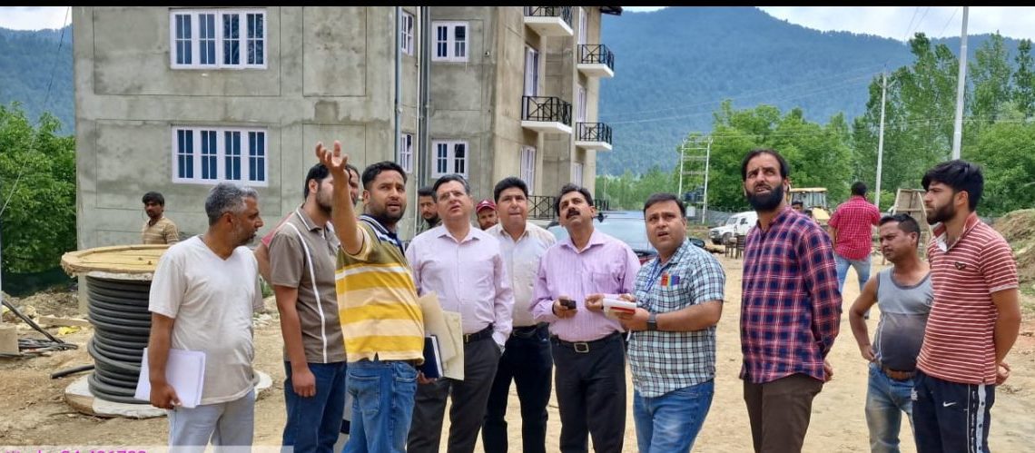 R&R Commissioner reviews arrangements for Mata Kheer Bhawani mela