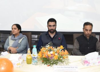 Quality healthcare facilities imperative for effective patient care: Dr. Abid Rasheed Felicitates officers, officials on NQAS certification of UPHC Hazratbal