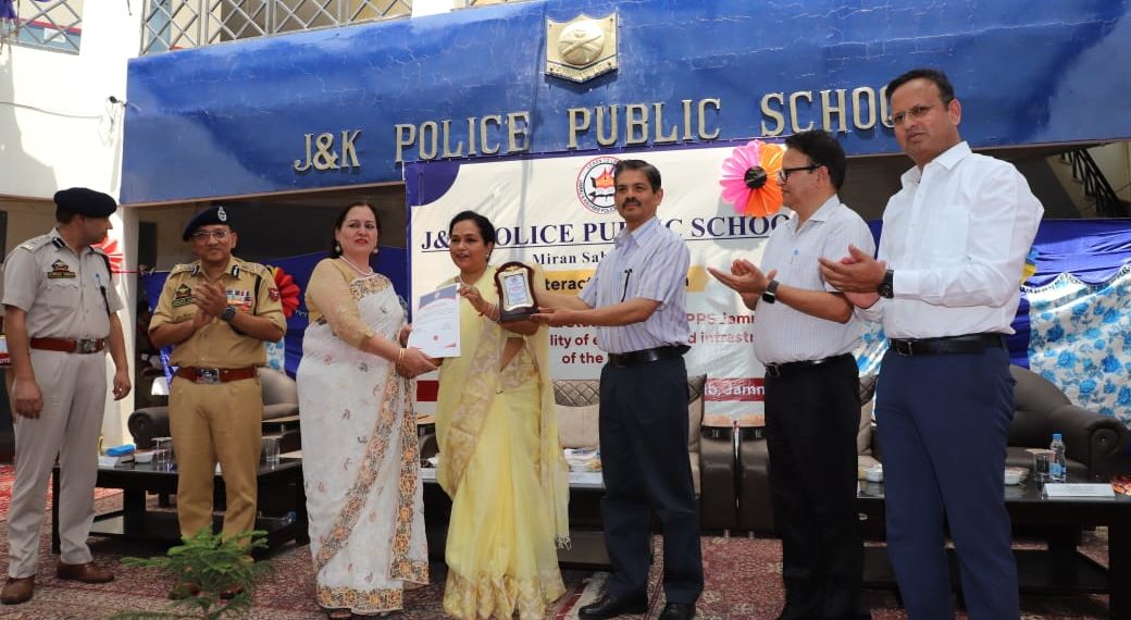 DGP, J&K inaugurates 5G-enabled i5 interactive panels for Smart Classes at PPS, Jammu