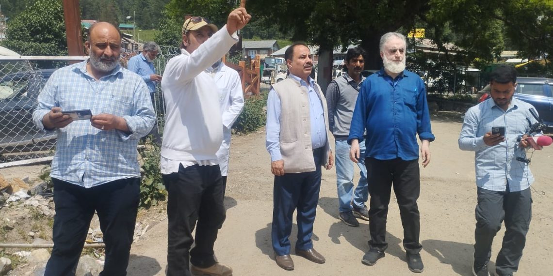 Director Health Services, Kashmir, Visits Pahalgam, Nunwan, and Chandanwari Hospitals to Review Yatra Preparations