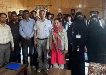 گورنمنٹ ڈگری کالج ماگام کے شعبہ کامرس اور منیمنٹ سٹیڈیز   نے طلباء کے لیے صنعتی دورے کا کیا اہتمام