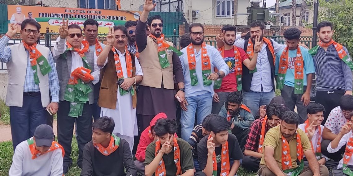 Attracted by BJP vision, Youth of kashmir are marching towards the party
