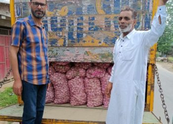 Garlic an ODOP product sustains farmers livelihoods, boosts economy of Kulgam