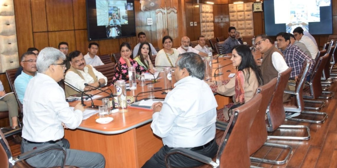 CS reviews progress on JK Samadhan, Kisan Khidmat Ghar, Youth Skill App “Asks for timely roll out of Apps”