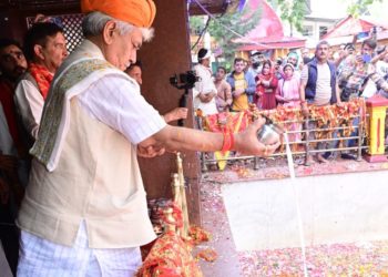 Mela Kheer Bhawani Lt Governor pays obeisance, lays foundation stone for Yatri Bhawan at Mata Kheer Bhawani Temple