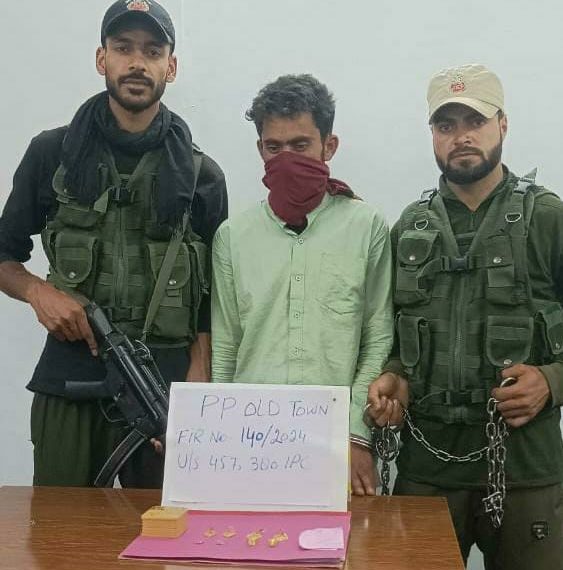 Police solves theft case in Baramulla; Accused arrested, Stolen property recovered