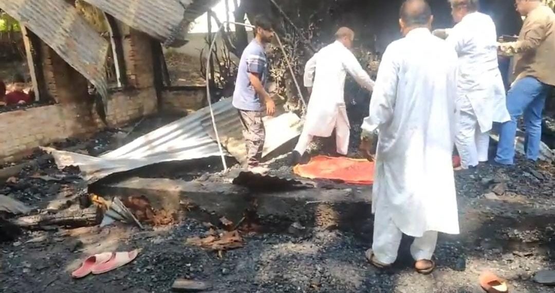 Fire damages Shrine in Srinagar