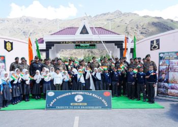 DRAS THUNDER MOTORCYCLE RALLY FLAGGED IN AT DRAS