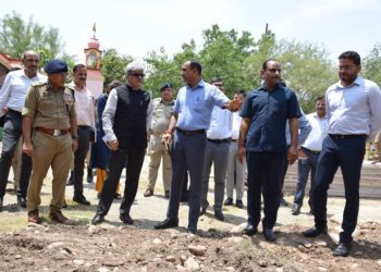 Chief Secretary visits Yatri Niwas Bhagwati Nagar, reviews arrangements for forthcoming SANJY-2024