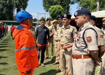 ADGP Law and Order, other officials brief MRT teams ahead of Amarnath Yatra