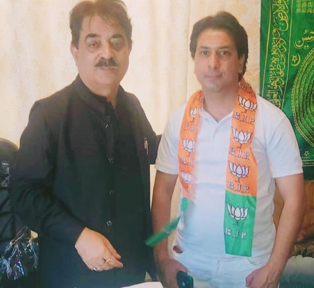 National Conference (JKNC) Social Media Analyst Ishrat Ahmad Bhat Joins BJP in Srinagar