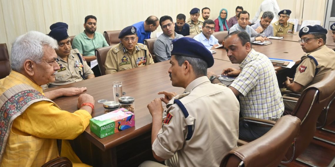 Lt Governor visits Bhagwati Nagar Yatri Niwas, inspects arrangements for Shri Amarnath Ji Yatra pilgrims