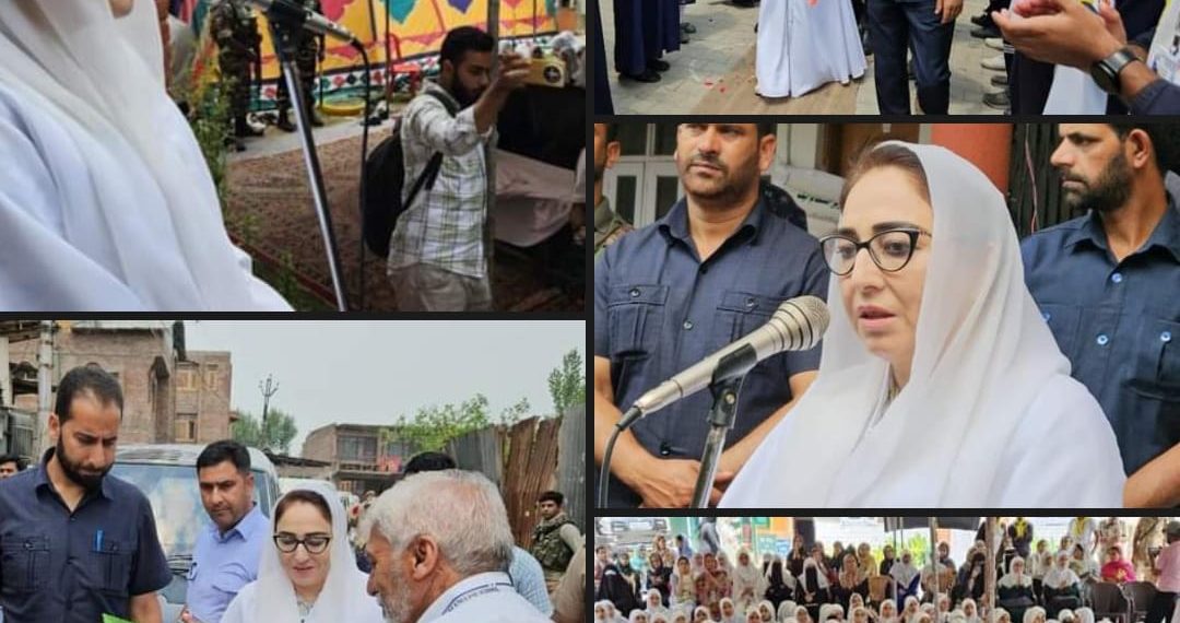 Dr Darakhshan addresses Seerat Conference at Srinagar