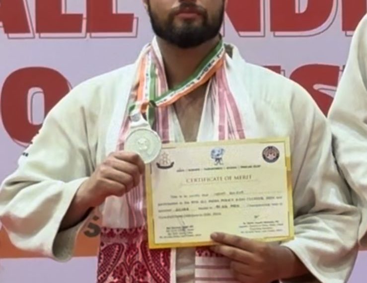 Farhat Gulzar Wins Silver Medal at All India Police Judo Meet, First for J&K Police