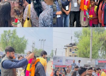 YOUTH CIVIL SOCIETY  OF KASHMIR MEMBERS WELCOME AMARNATH YATRIS AT PANTHA CHOWK BASE CAMP