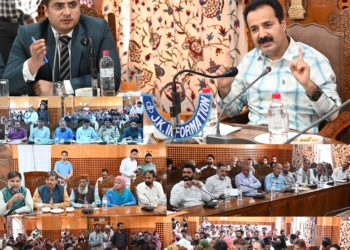 Zubair convenes public darbar at Shopian; emphasizes time bound redressal of local grievances