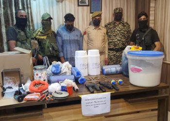 Sopore Police apprehended Terror Associate in Machipora, Bomai.
