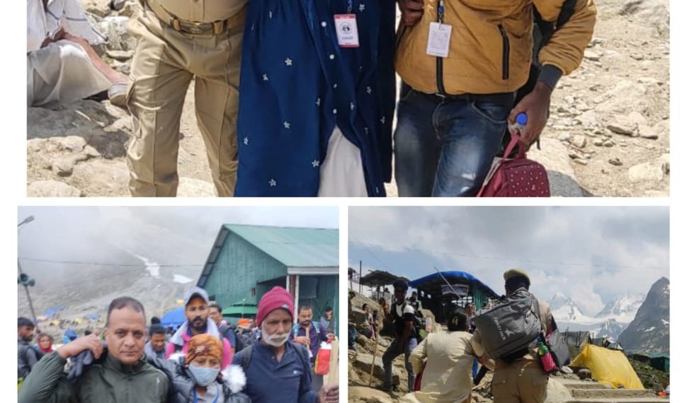 Anantnag Police Rescue Ailing Yatris and Pony Walla at Sheshnag