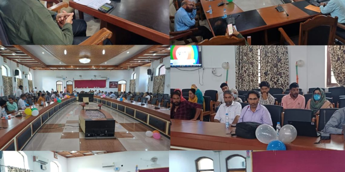 Awareness session on onboarding local products onto the GeM held at Anantnag