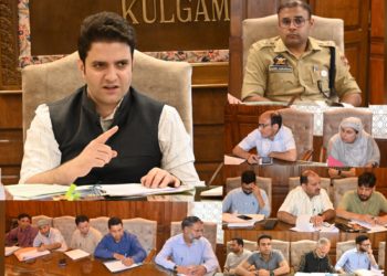 DC Kulgam chairs District Road Safety Committee meeting