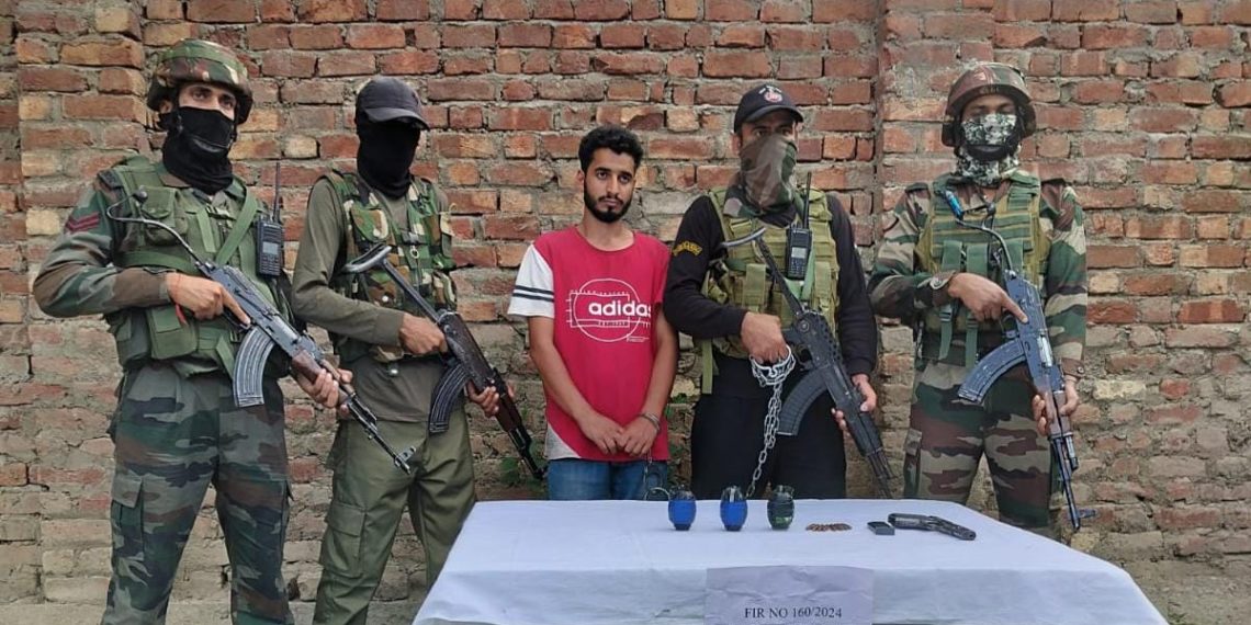‘LeT/TRF Outfit Associate Arrested, Arms & Ammo Recovered in Baramulla’