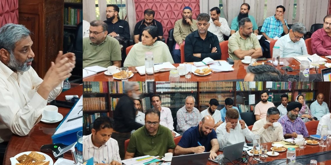 Shaleen Kabra reviews flood preparedness Asks for devising effective strategy to deal with flood like situations