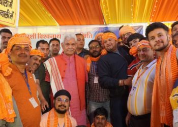 Shri Amarnath Ji Yatra-2024: Lt Governor visits Nunwan, Chandanwari base camps