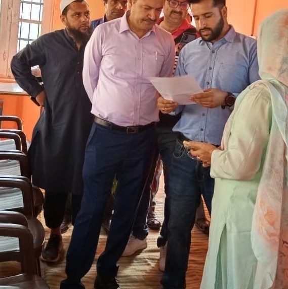 Director Panchayati Raj inspects Kanihama PLC, reviews its functioning