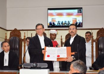 CJ administers oath to Justice Rajesh Sekhri as Addl Judge of HC