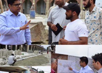 CEO Smart City tours Souq Market Batamaloo & Jehangir Chowk Junction; reviews progress of projects