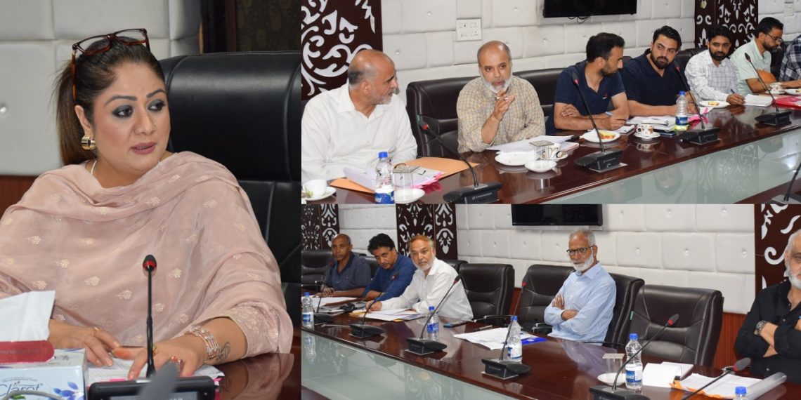 Dr. Hina Shafi chairs performance review meeting of KVIB