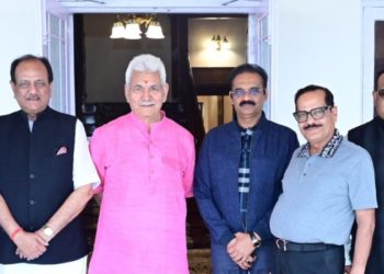Representatives of MSME Development Forum call on Lt Governor