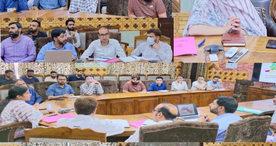 DC Kupwara chairs meeting regarding   formulation of GIS based Master plan for Kupwara town