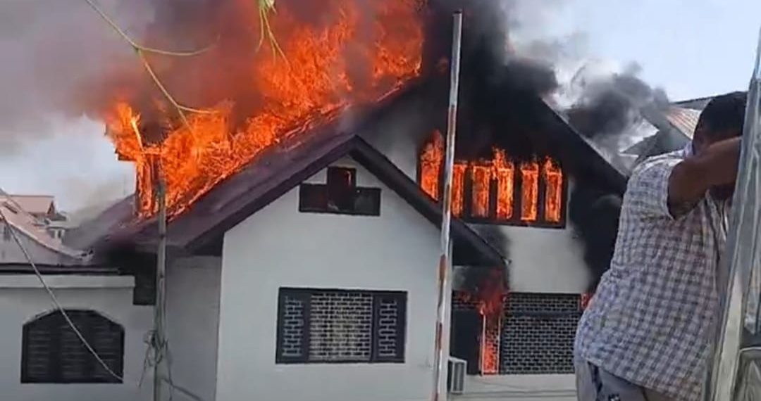 Residential house damaged in fire mishap in Rajbagh