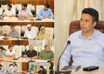 DC Srinagar Chairs District Mineral Foundation Trust Meeting; Reviews Progress of PMKKKY Schemes