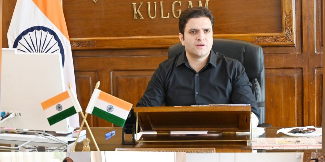 DC Kulgam reviews functioning of District Employment & Counseling Centre and Labour Department