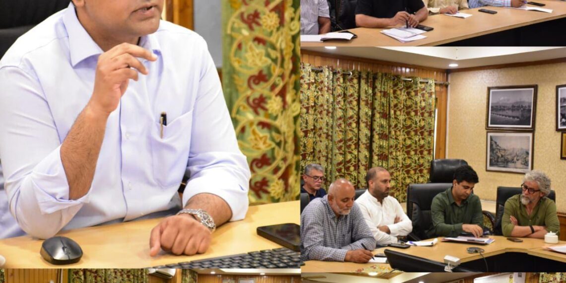Commissioner SMC reviews preparedness for Independence Day-2024 celebrations