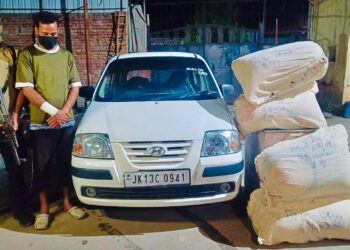 Anantnag Police Targets Drug Dealing, Arrests Notorious Drug Peddler with Narcotics