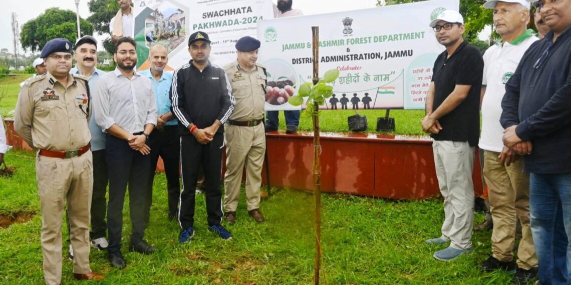 Div Com Jammu inaugurates Swachhata Pakhwada and ‘Ek Ped Shaheedo ke Naam’ plantation drive