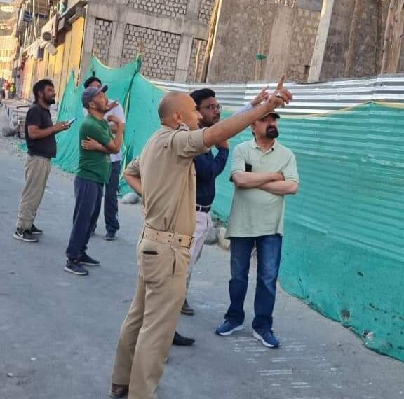 Swift joint rescue operation launched after building collapse in Kabadi Nallah, injured evacuated safely