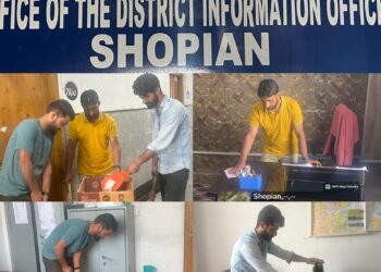 Swachhata Pakhwada: District Information Department, Shopian Organizes Cleanliness Drive