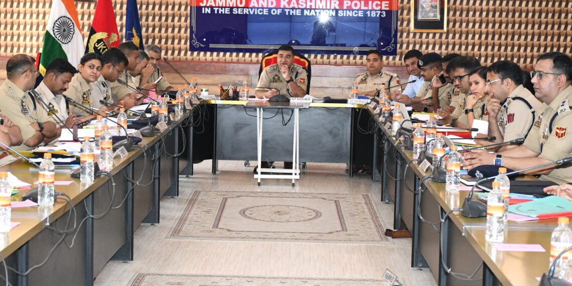 IGP Kashmir chairs Crime review meeting of Kashmir Zone at PCR Kashmir