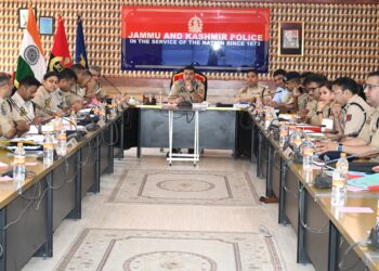 IGP Kashmir chairs Crime review meeting of Kashmir Zone at PCR Kashmir