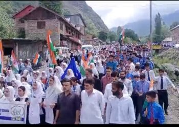 Mega Tiranga Rally Inspires Voters in Tangdar, Karnah