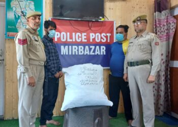 Police arrests 02 drug peddlers in Kulgam; Contraband substance recovered